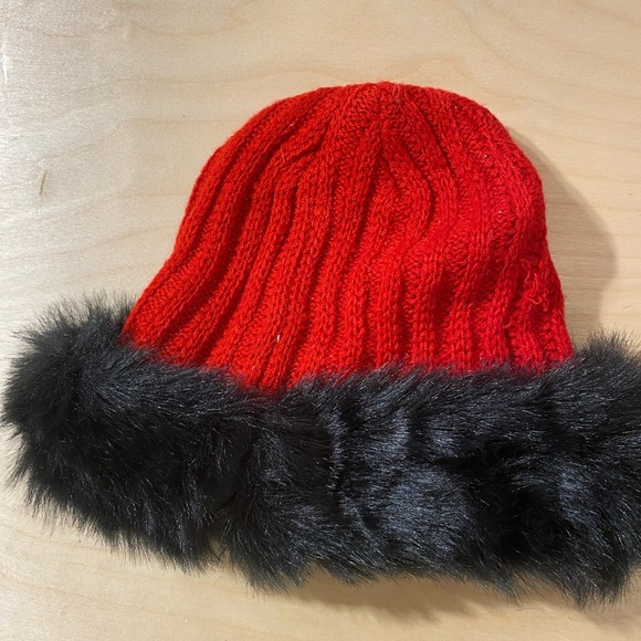 Silver Stone Fur Lined Toboggan (AV) - Picture 7 of 8